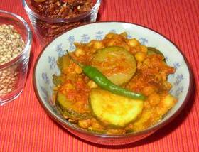 Kichererbsen Zucchini Curry
