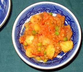 Bhaji aus Kartoffeln und Gemüse