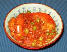 Patia Curry mit Garnelen und Gemüse
